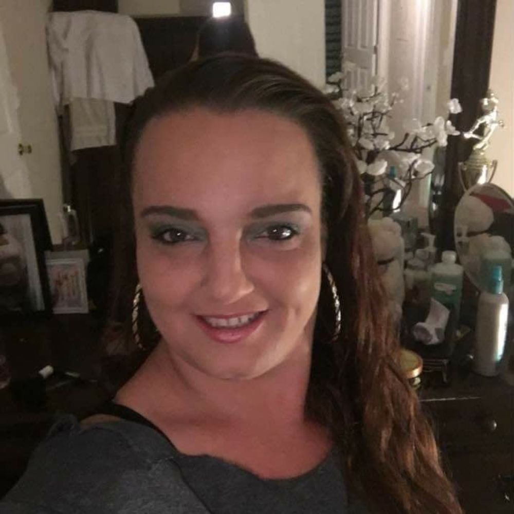 Meet your Posher, Charmaine